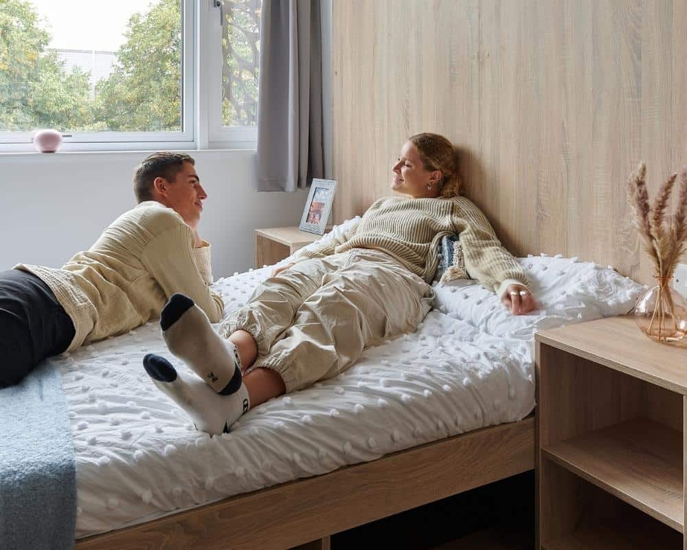 students in uk accommodation